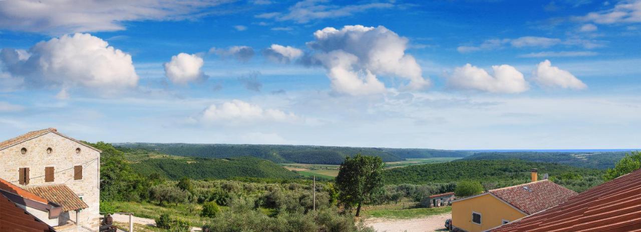 Rooms Agroturizam Romano Бує Екстер'єр фото